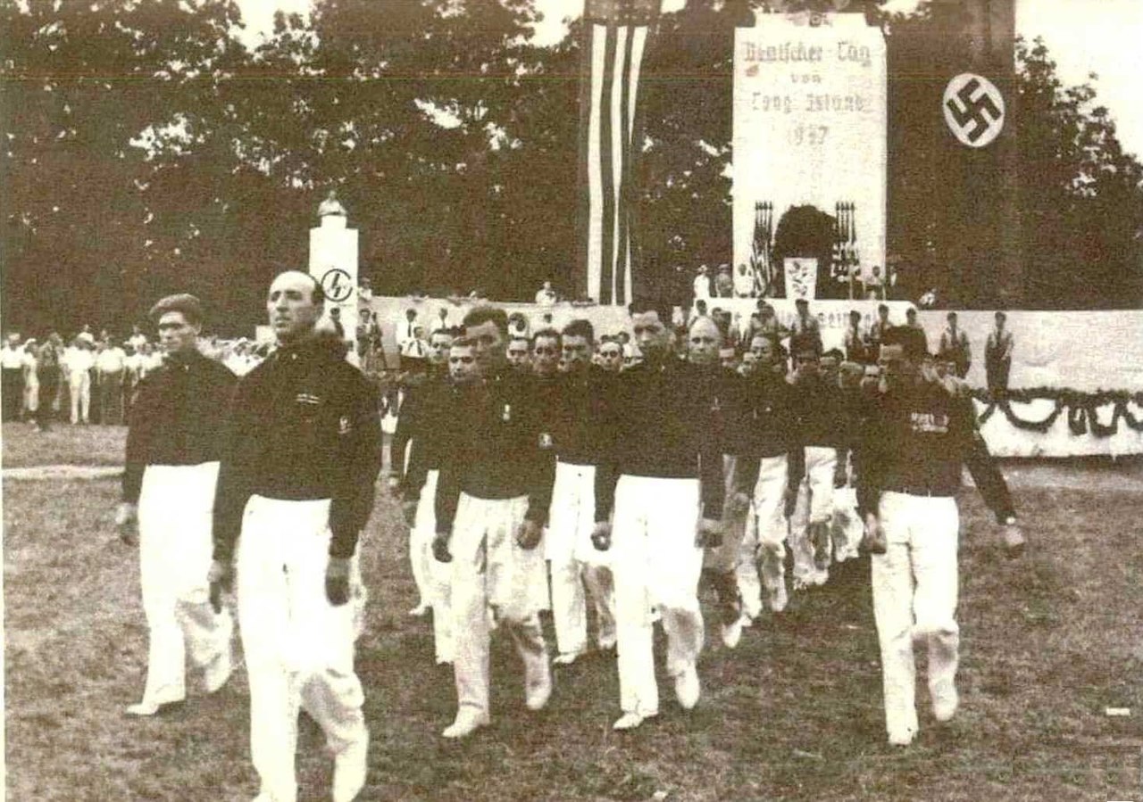 1280px blackshirts marching at camp siegfried